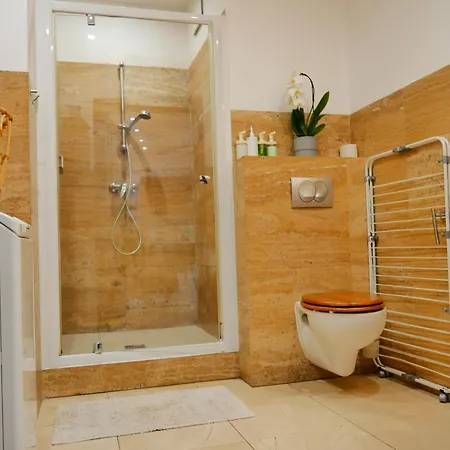 Appartamento Designer 1br Luxury Retreat, Atelier Residence, Walk To Palace Of Culture